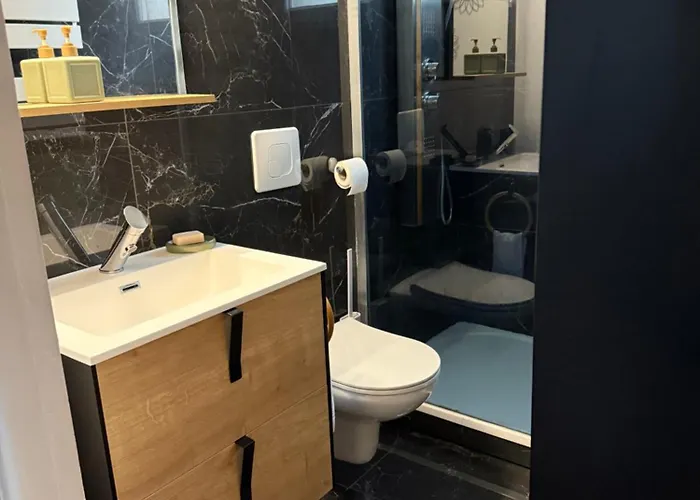 Apartment Centre De *